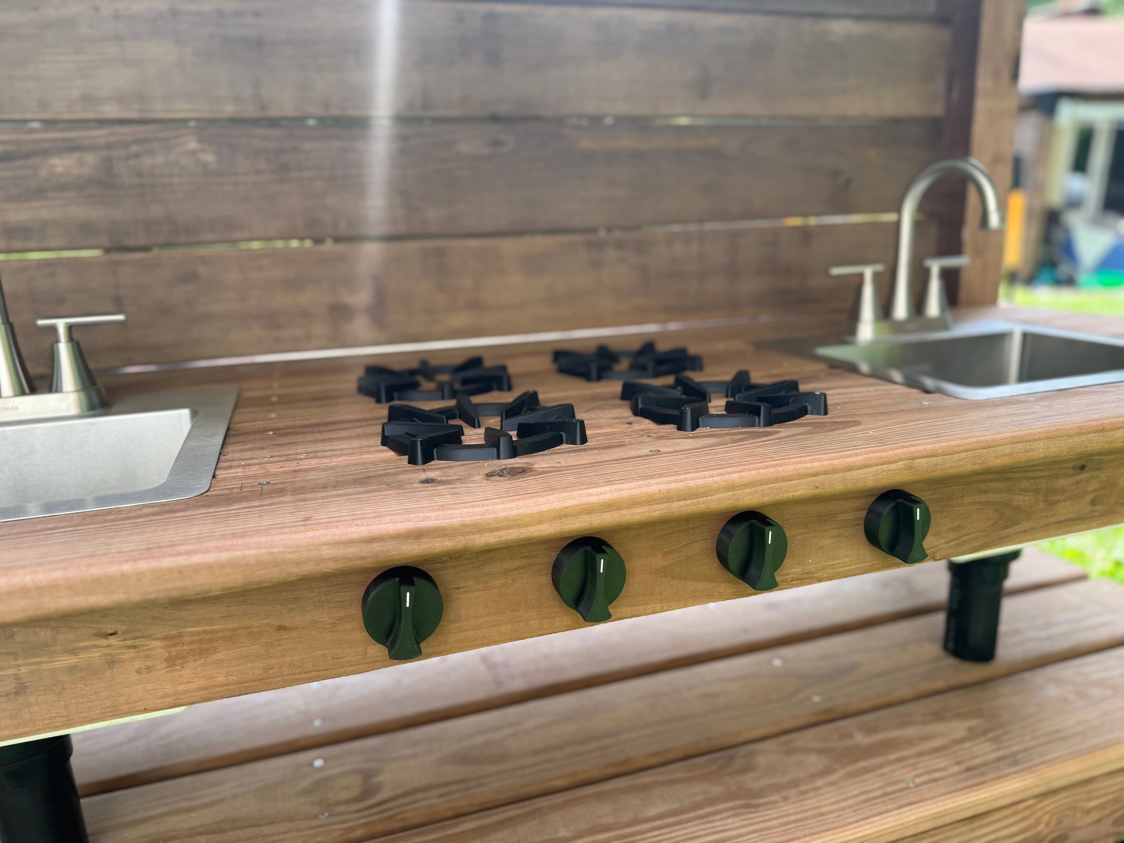 Mud Kitchen Stovetop Burner Set